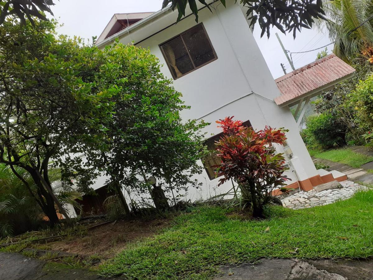 Gigi'S Self Catering Apartment Port Glaud Ngoại thất bức ảnh