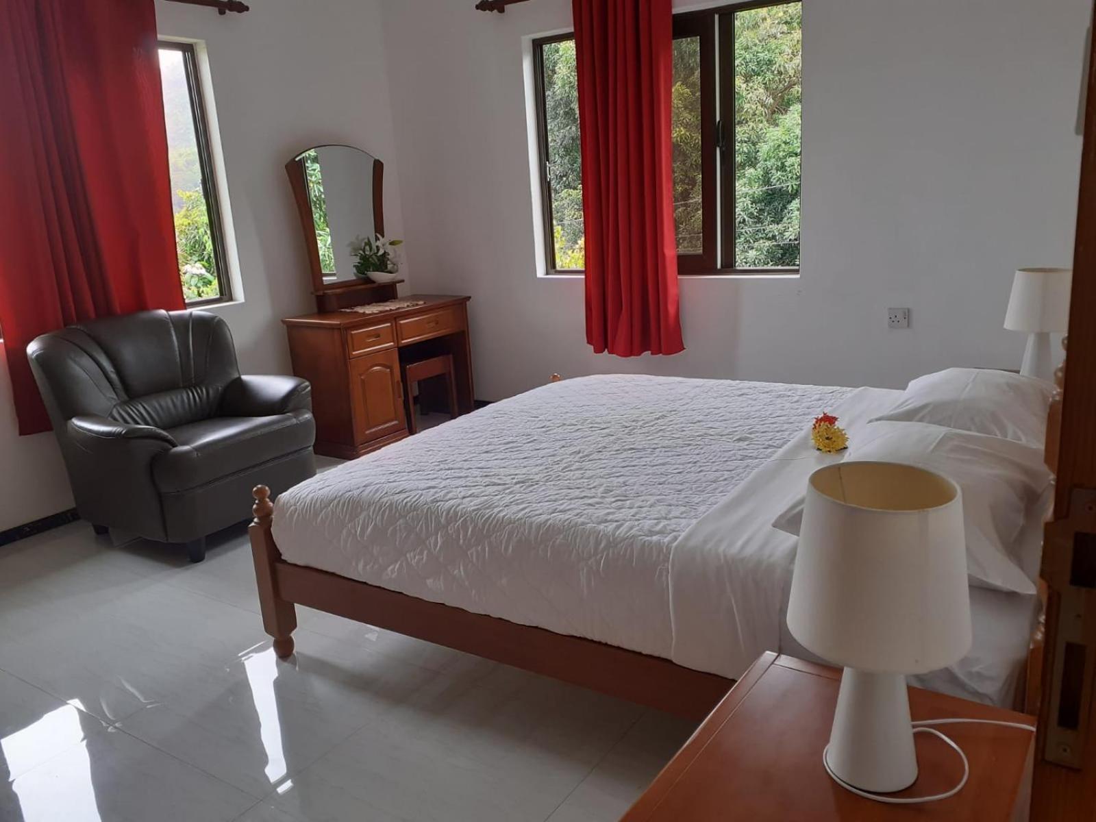 Gigi'S Self Catering Apartment Port Glaud Ngoại thất bức ảnh