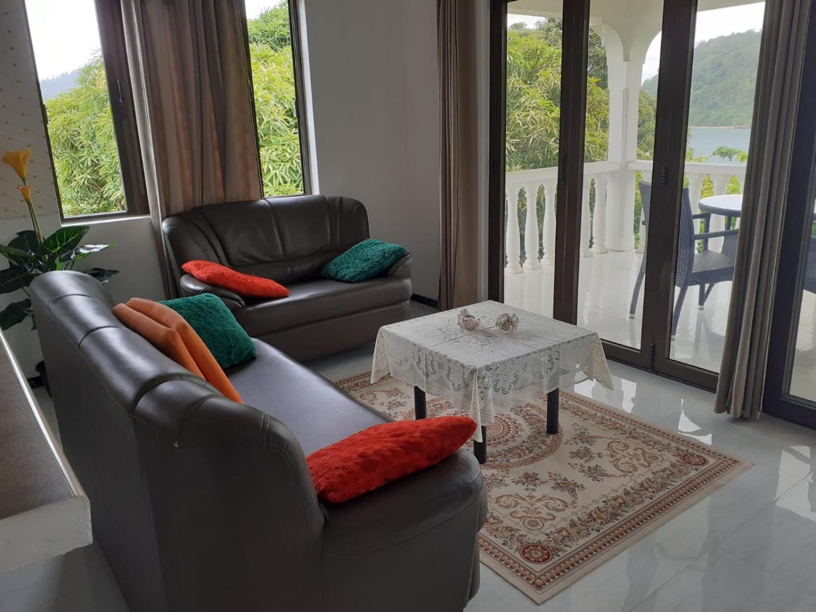 Gigi'S Self Catering Apartment Port Glaud Ngoại thất bức ảnh
