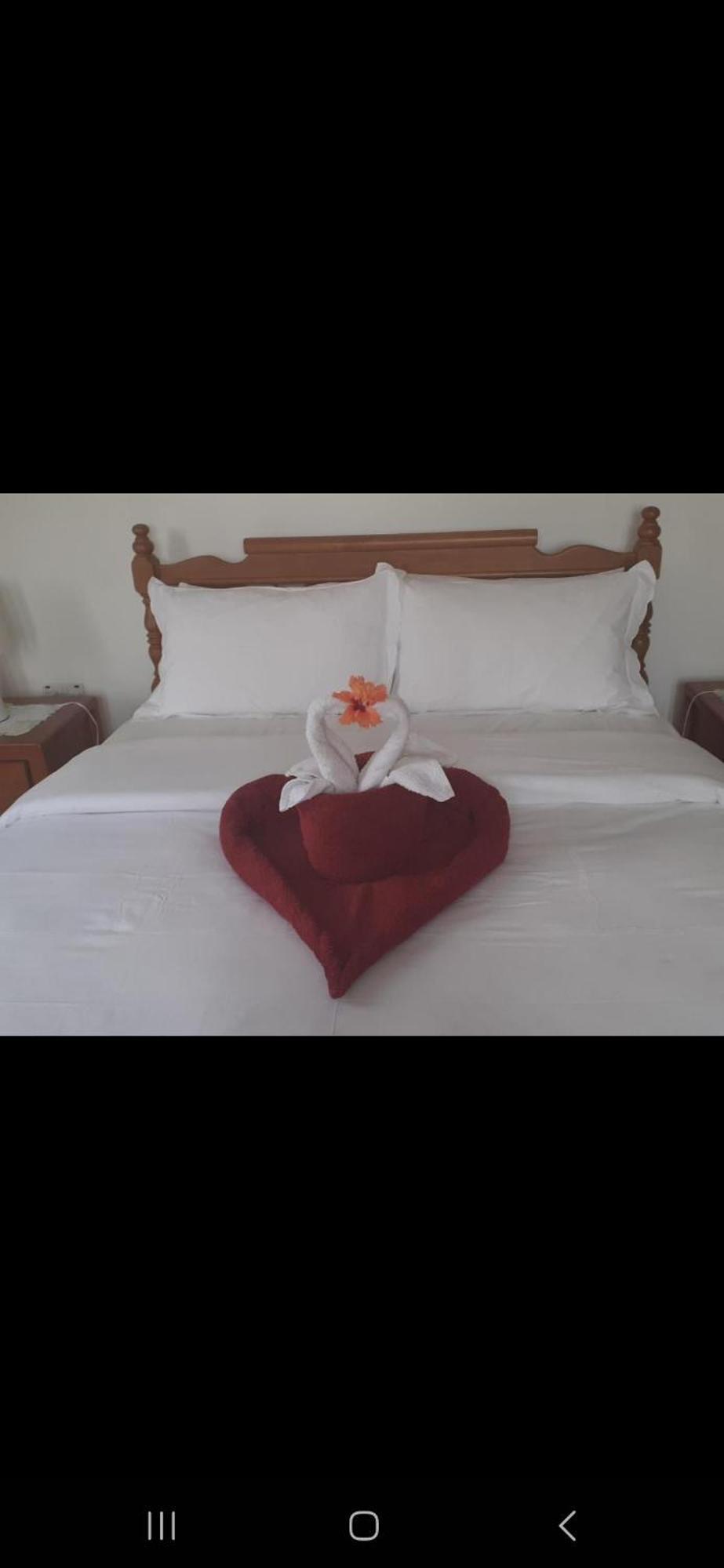 Gigi'S Self Catering Apartment Port Glaud Phòng bức ảnh